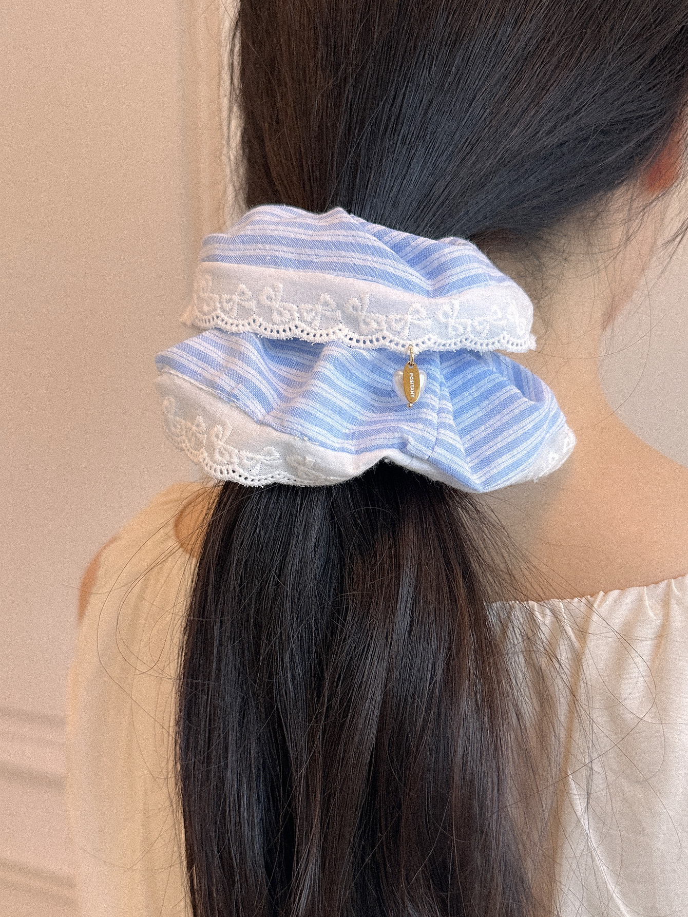 Blue stripe lace scrunchie (6/27순차배송)