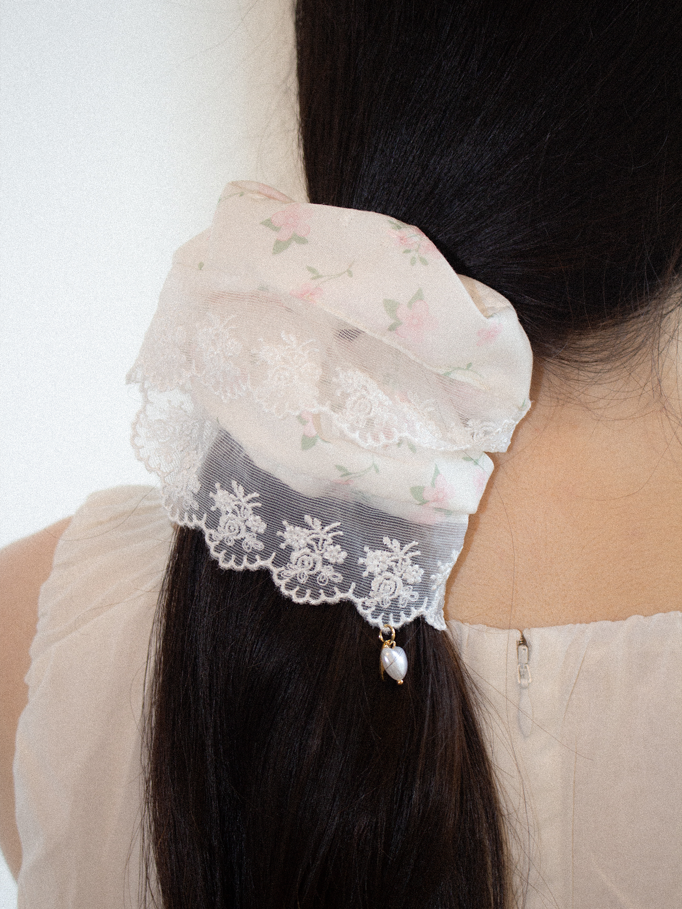 Flower lace scrunchie (6/27순차배송)